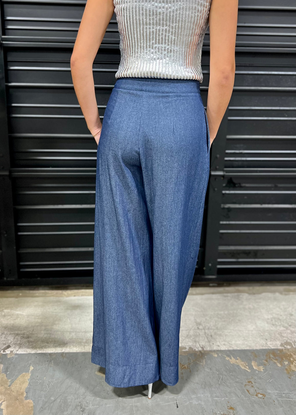 PLEATED WIDE LEG PANT- DENIM