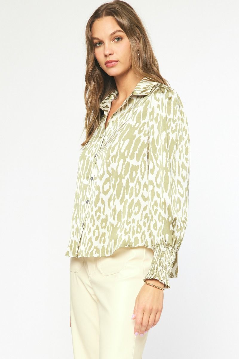 LARA ANIMAL PRINT BLOUSE- OLIVE