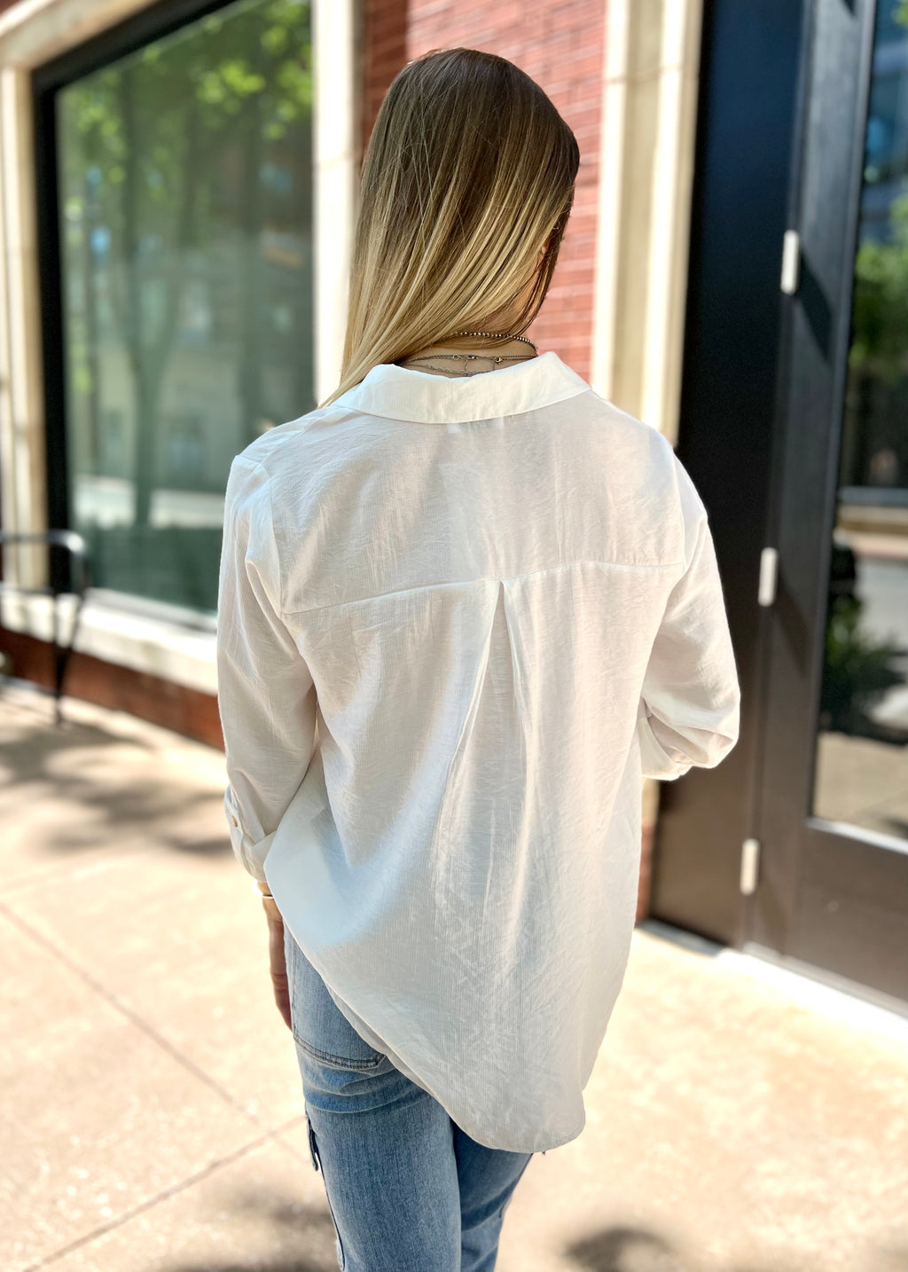 ROLLED UP SLEEVE TOP- WHITE
