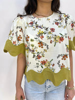 FLORAL SCALLOPED TOP- ECRU/LT GREEN