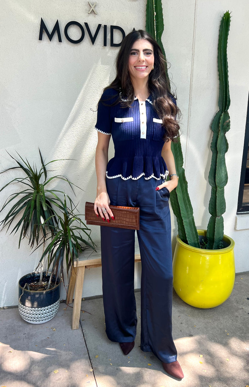 KNIT STITCH CONTRAST TOP- NAVY