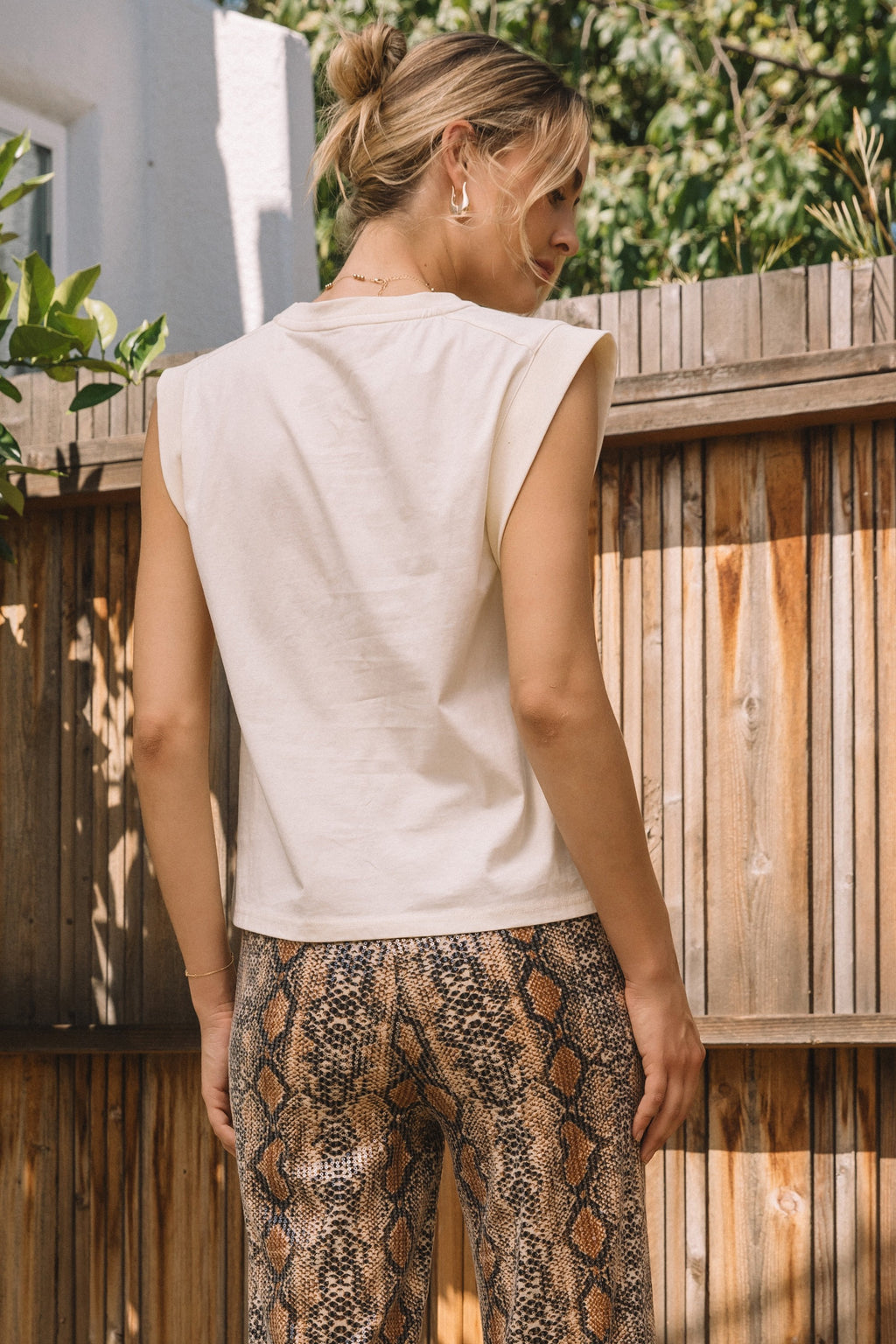 HEE HAW GRAPHIC TEE- CREAM