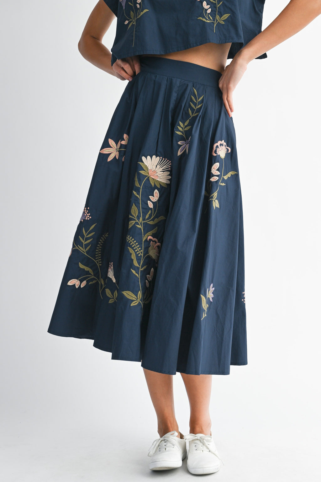EMBROIDERED MIDI SKIRT- NAVY