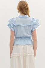 RUFFLED FLUTTER SLV TOP- LT BLUE