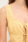 SCALLOPED TRIM TIE TOP- PINA