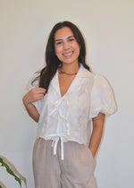 FLORAL EMBROIDERED FRONT TIE TOP- CREAM
