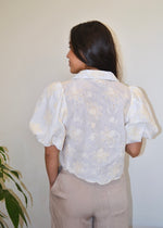 FLORAL EMBROIDERED FRONT TIE TOP- CREAM