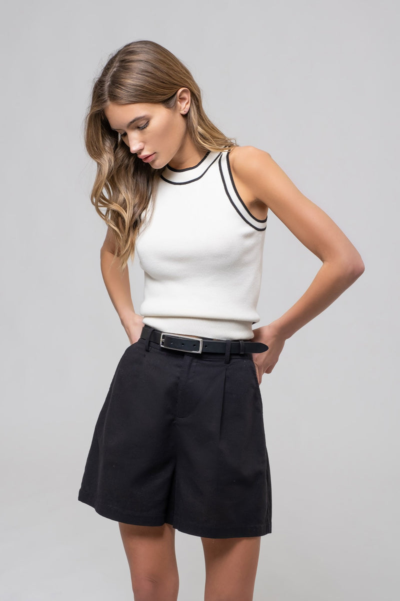 CONTRAST TRIM KNIT HALTER- WHITE
