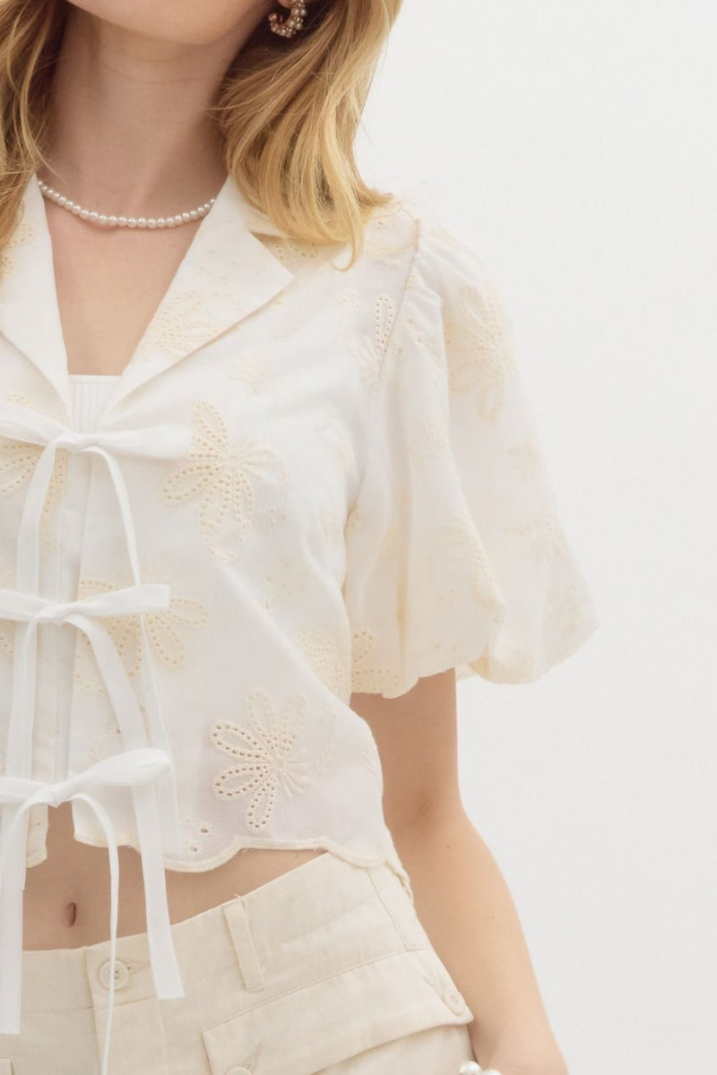 FLORAL EMBROIDERED FRONT TIE TOP- CREAM