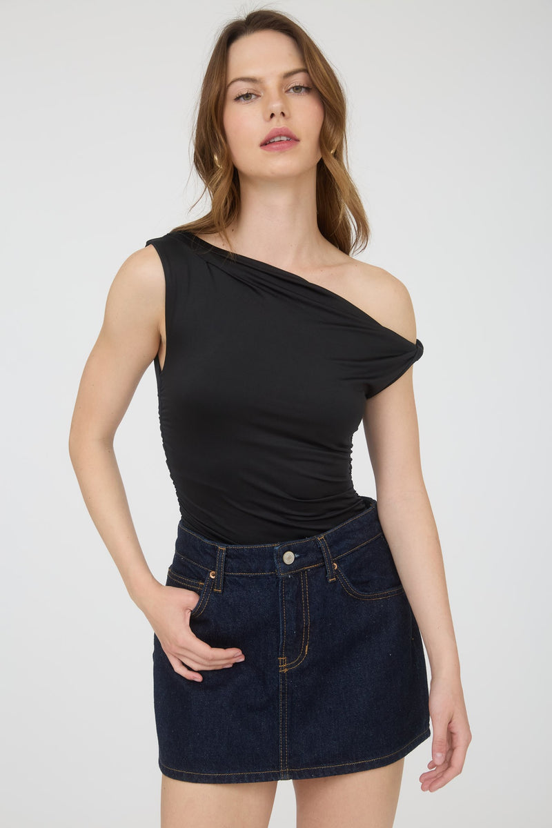 OFF THE SHOULDER TWIST TOP- BLACK